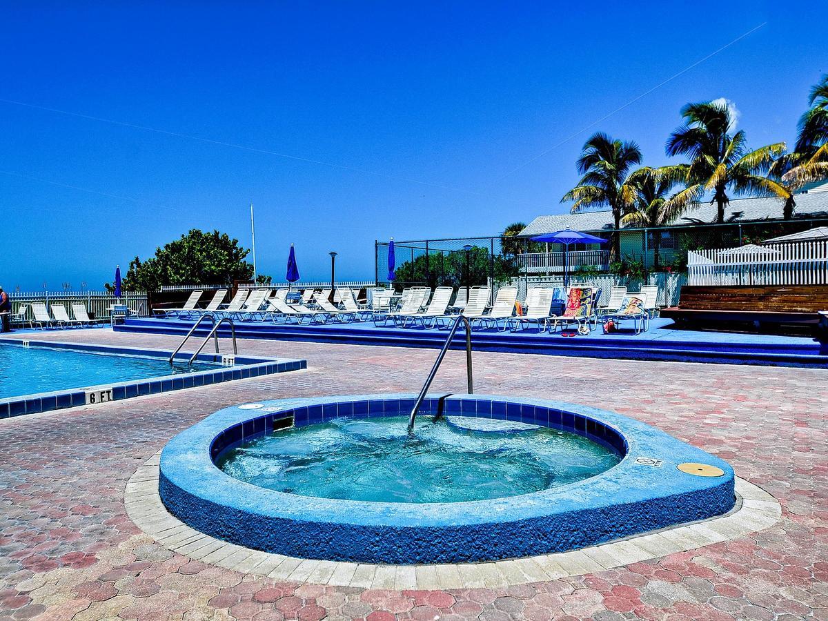 Reef Club 301 Apartment Clearwater Beach Exterior photo